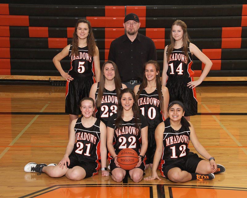 HS-Girls-Basketball_Meadowns-Valley